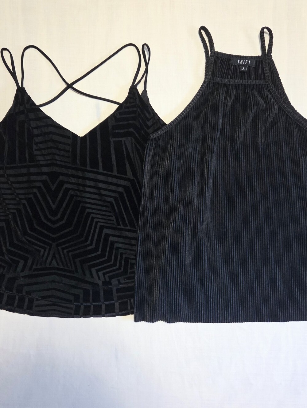 Shift BuddyLove Black Tank Top Bundle S